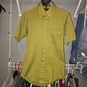Men's Casual Olive Button Down Shirt